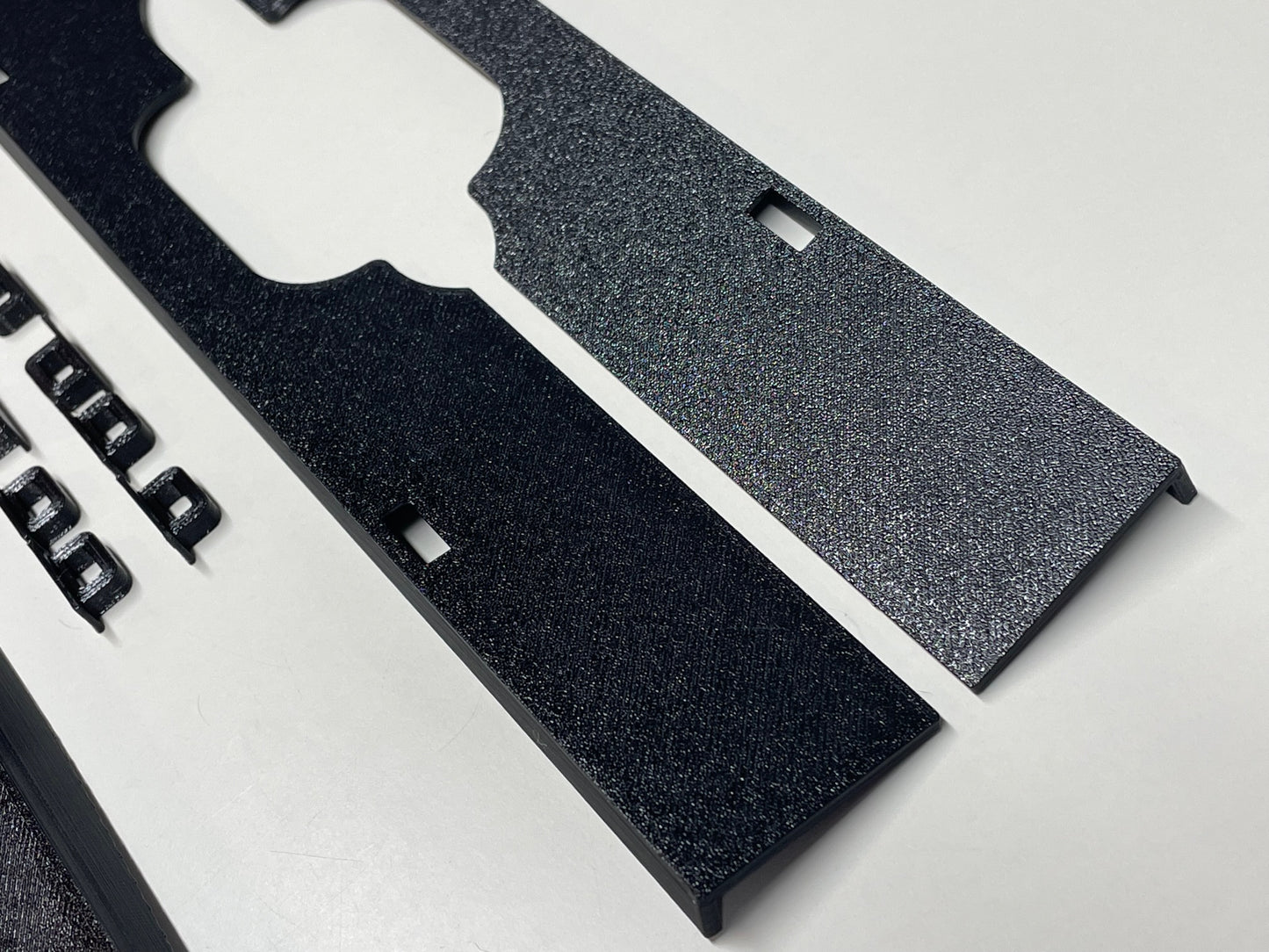 Bed Liner w/Tie Down Brackets for CEN Racing Ford F450 (1/10 Scale-Truck Not Included)