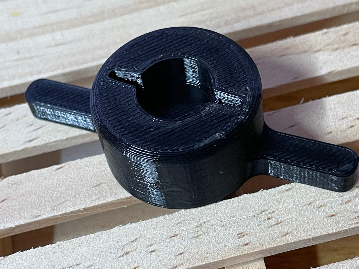 Knock Off Install Removal Tool for Redcat 64 Impala, 59 Impala & Monte Carlo