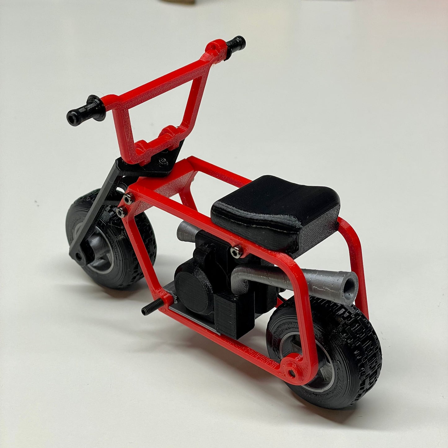 1/10 Scale “Doodle Bug” Mini Bike for your Scale Garage Diorama