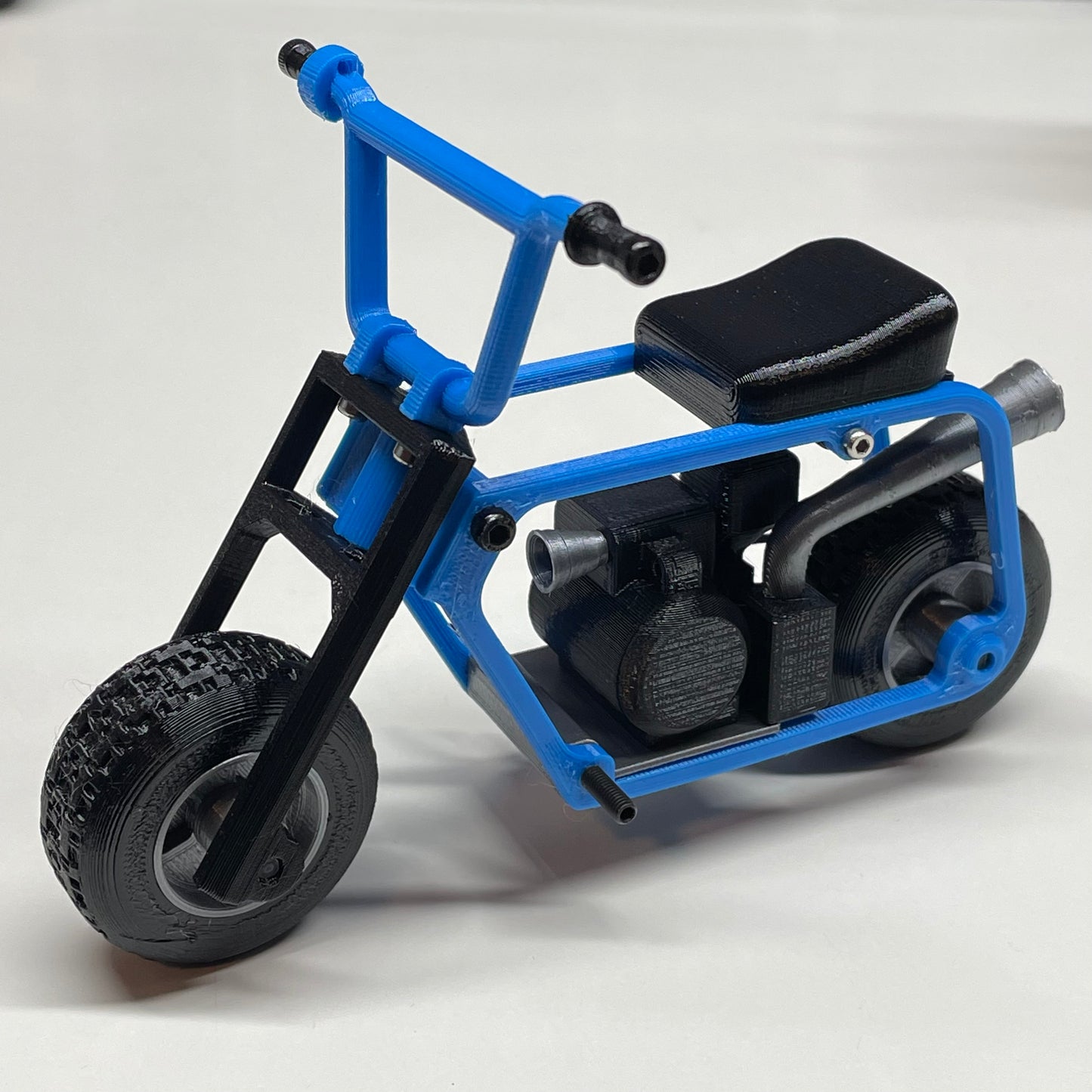1/10 Scale “Doodle Bug” Mini Bike for your Scale Garage Diorama